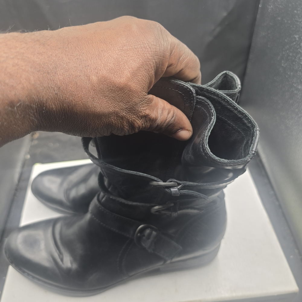 Born Black Lace Up Boots - Picture 4 of 7